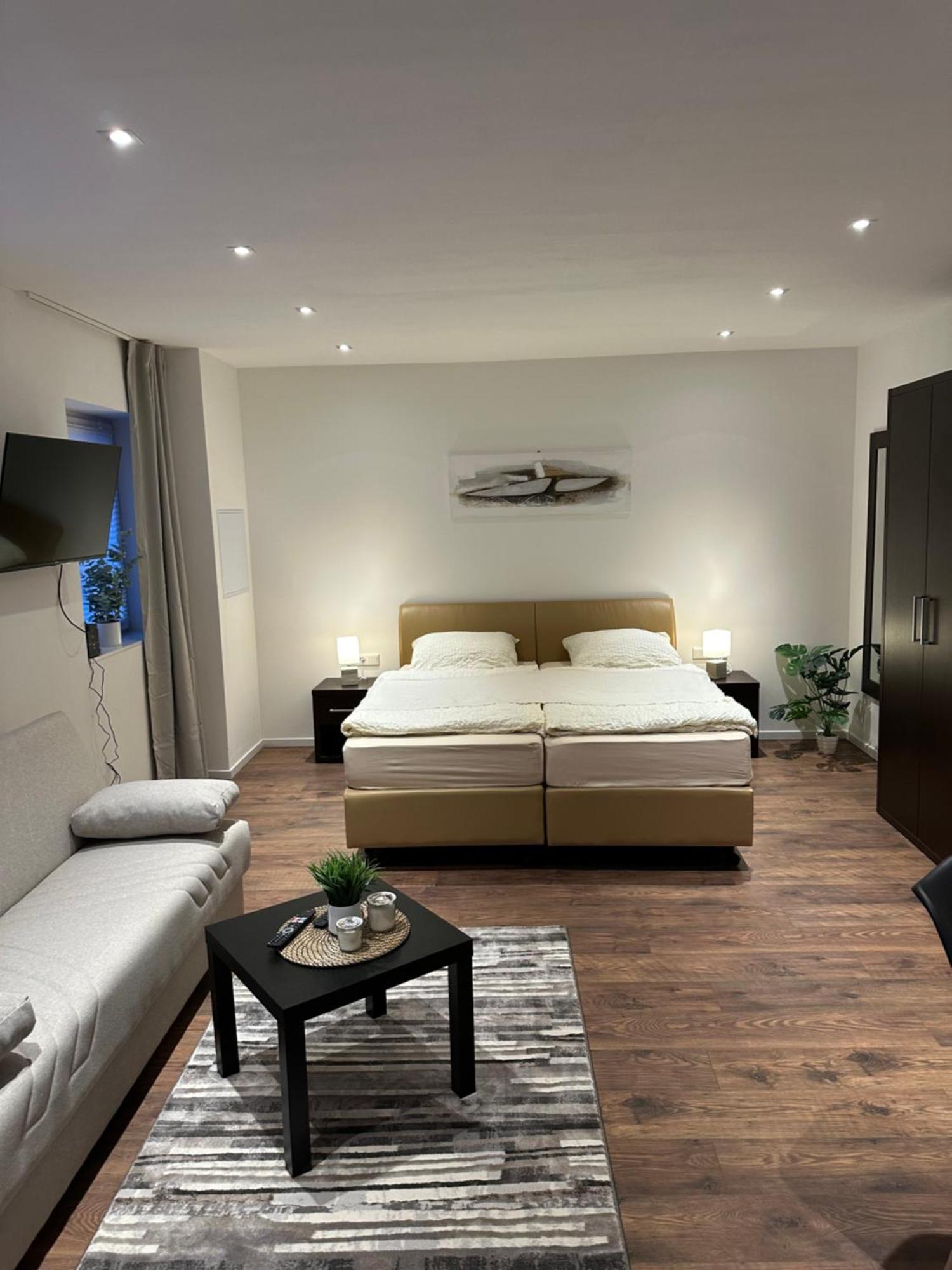 Apartment Mola Apartments-apartment Im Herdecker Zentrum Fuer 3 Gaeste-gratis Parkplatz-highspeed Wlan-auch Fuer Langzeit Geeignet *